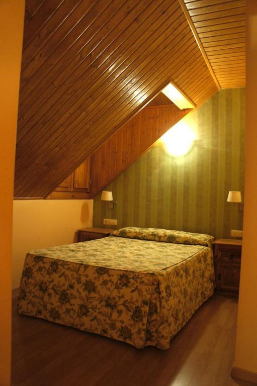 Apartamentos Fidalgo Sandiniés Zewnętrze zdjęcie